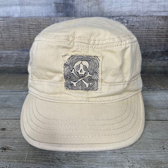 Vintage Levis Hat Women Cream Cap Skull and Bones Logo Small/ Medium - Picture 1 of 12